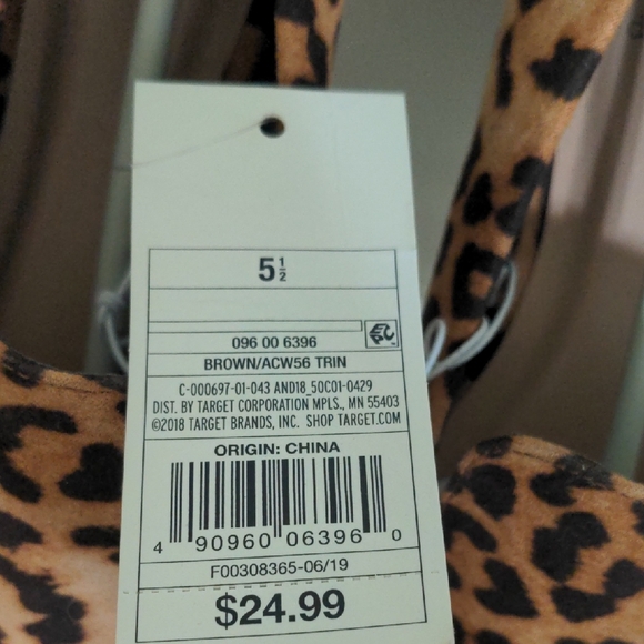 a new day Leopard Print Women's Flats - Picture 3 of 6